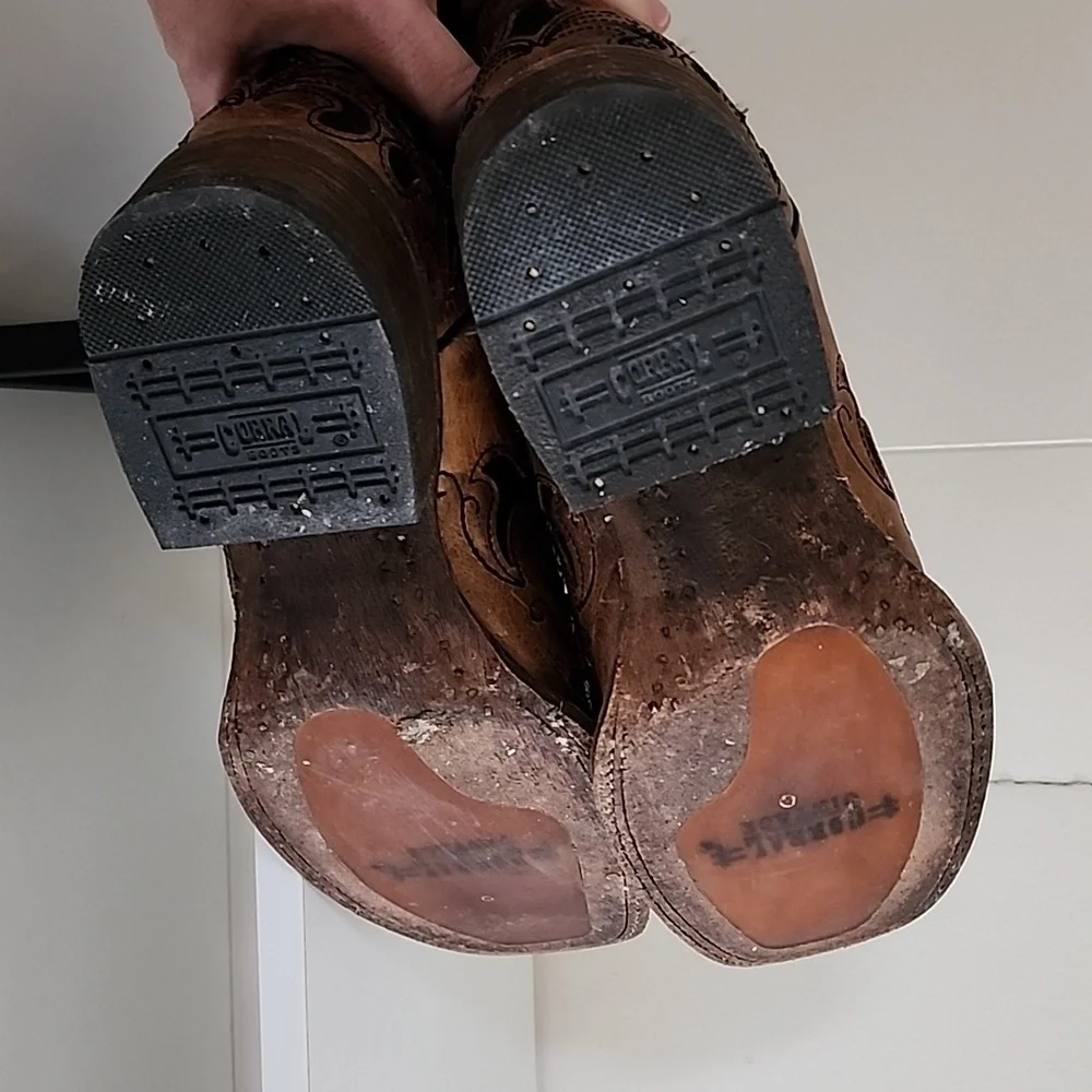 Corral Brown Embroidered Western Boots - Picture 5 of 7